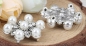 Preview: 1 Verbinder  Blume mit Imitatperlen, 29 mm, antik-silberfarben