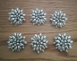 Preview: 6 Knöpfe "Blume", antik-silberfarben, 23 mm