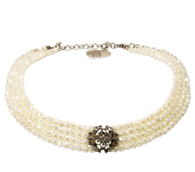 1 Perlen-Kropfkette "Amalia" von Alpenflüstern in creme-weiß