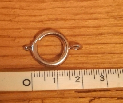 1 Paar Karabinerringe, Federringverschlüsse, ca. 1,4 cm