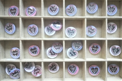 50 "Sprüche" - Buttons, 32 mm - Mischung