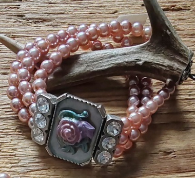 Preview: 1 hübsches Set: Perlenkropfkette mit passendem Armband von Alpenwahn, rosa