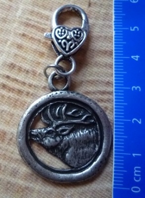 1 Anhänger Hirschkopf groß, ca. 6 cm