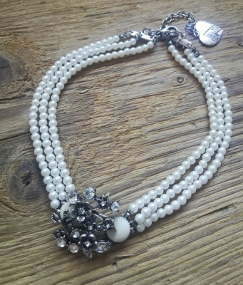 1 Perlen - Kropfkette "Theresa" von Alpenflüstern
