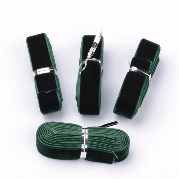 ca. 1  m Samtband in dunkelgrün, 16 mm breit