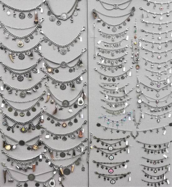 ab 19 €: WUNSCHANFERTIGUNG - CHARIVARI , ANGEBOT NICHT KAUFEN == Nur Muster!