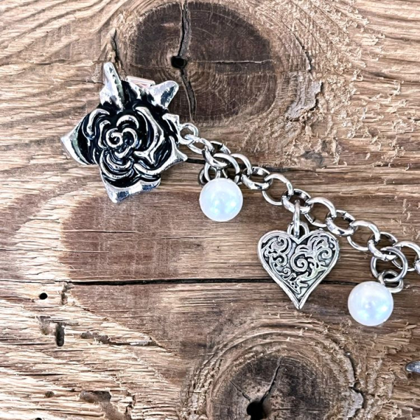 1 Charivari / Schürzen- oder Miederschmuck, ca. 23 cm