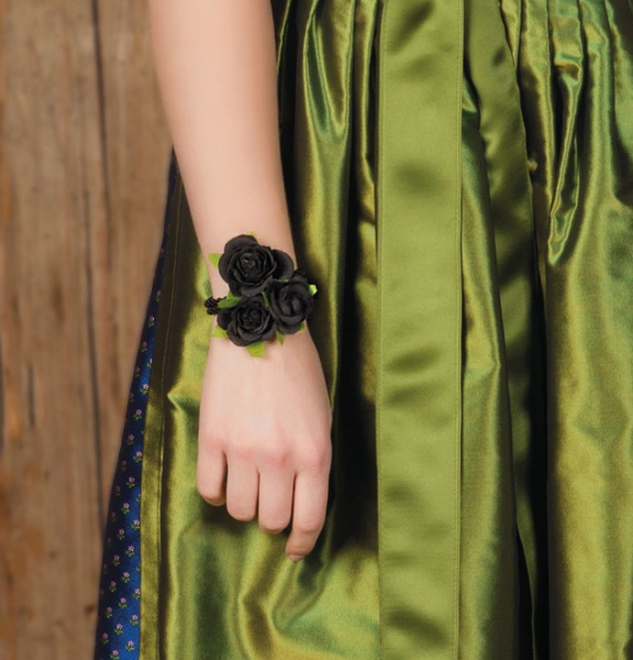 1 Blüten - Armband "Celine" von Alpenflüstern (schwarz)
