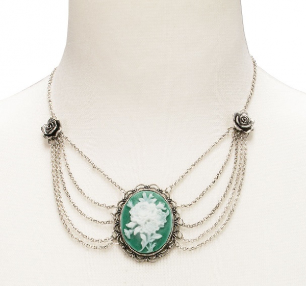 1 Collier "Rosengemme" von Alpenflüstern, grün