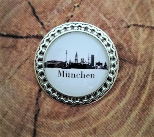 1 Brosche, "München", antik-silberfarben