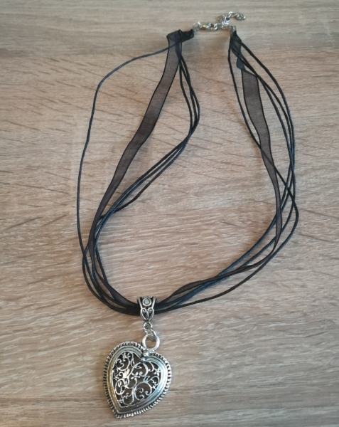 1 Trachtenkette Herz, Organzahalsband, viele Farben zur Wahl