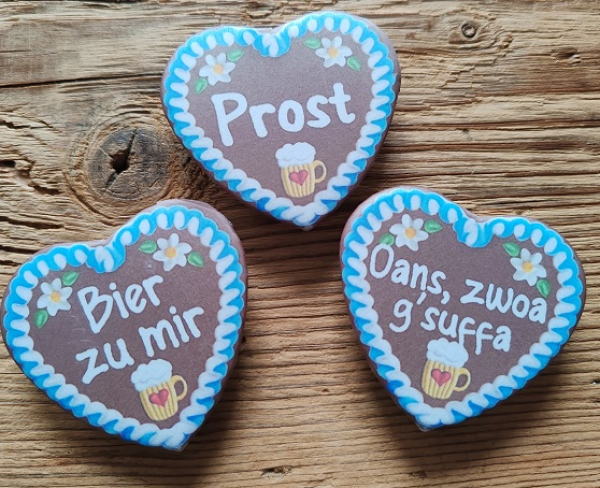 50 Herzbuttons "Lebkuchenherz", bunte Mischung, ca. 57 x 54 mm, Angebot für Wiederverkäufer, Vereine etc.