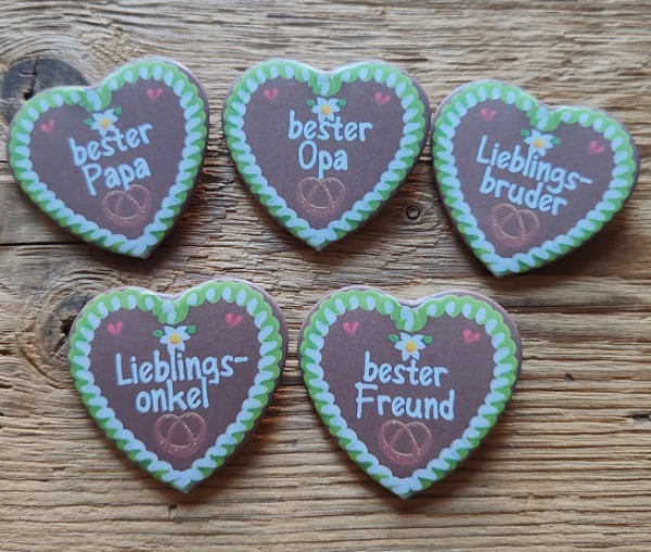 1 Herzbutton "Lebkuchenherz", grün, viele Sprüche zur Wahl, ca. 57 x 54 mm
