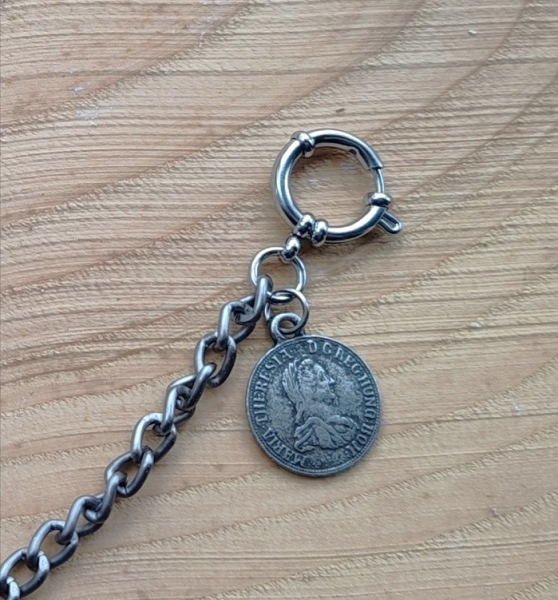 1 Westenkette, Schmuckkette für Herrenwesten, antik-silberfarben, ca. 30 cm