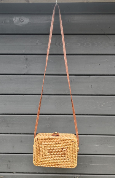 1 Strohtasche / Flechttasche