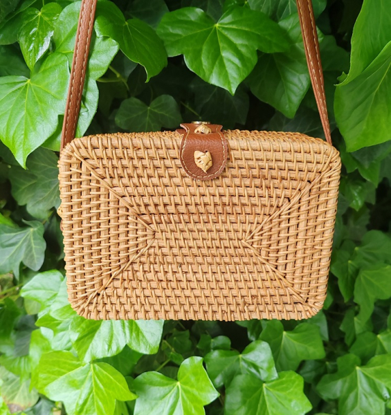 1 Strohtasche / Flechttasche