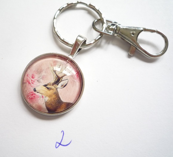 1 Schlüsselanhänger "Hirsch", 4 Motive zur Wahl