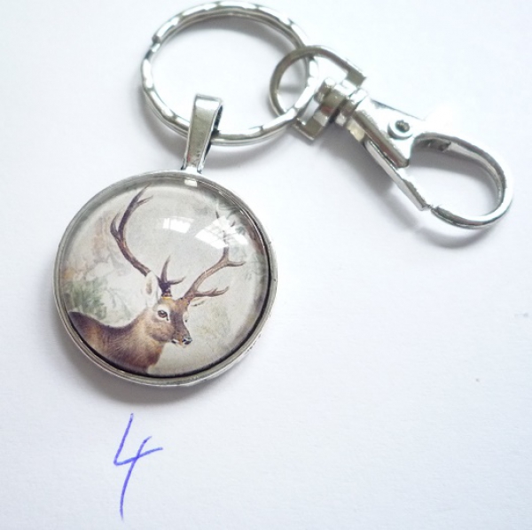 1 Schlüsselanhänger "Hirsch", 4 Motive zur Wahl