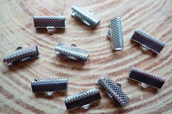 20 Bandenden ca. 16 x 8 mm, nickelfarben