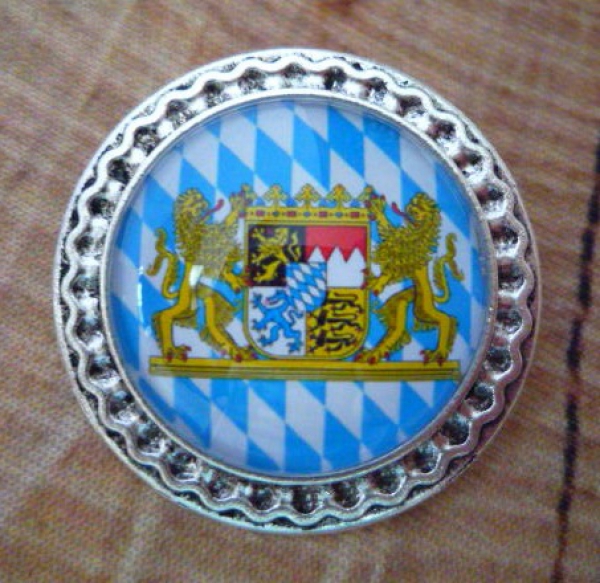 1 Trachtenbrosche, "Bayernwappen", antik-silberfarben